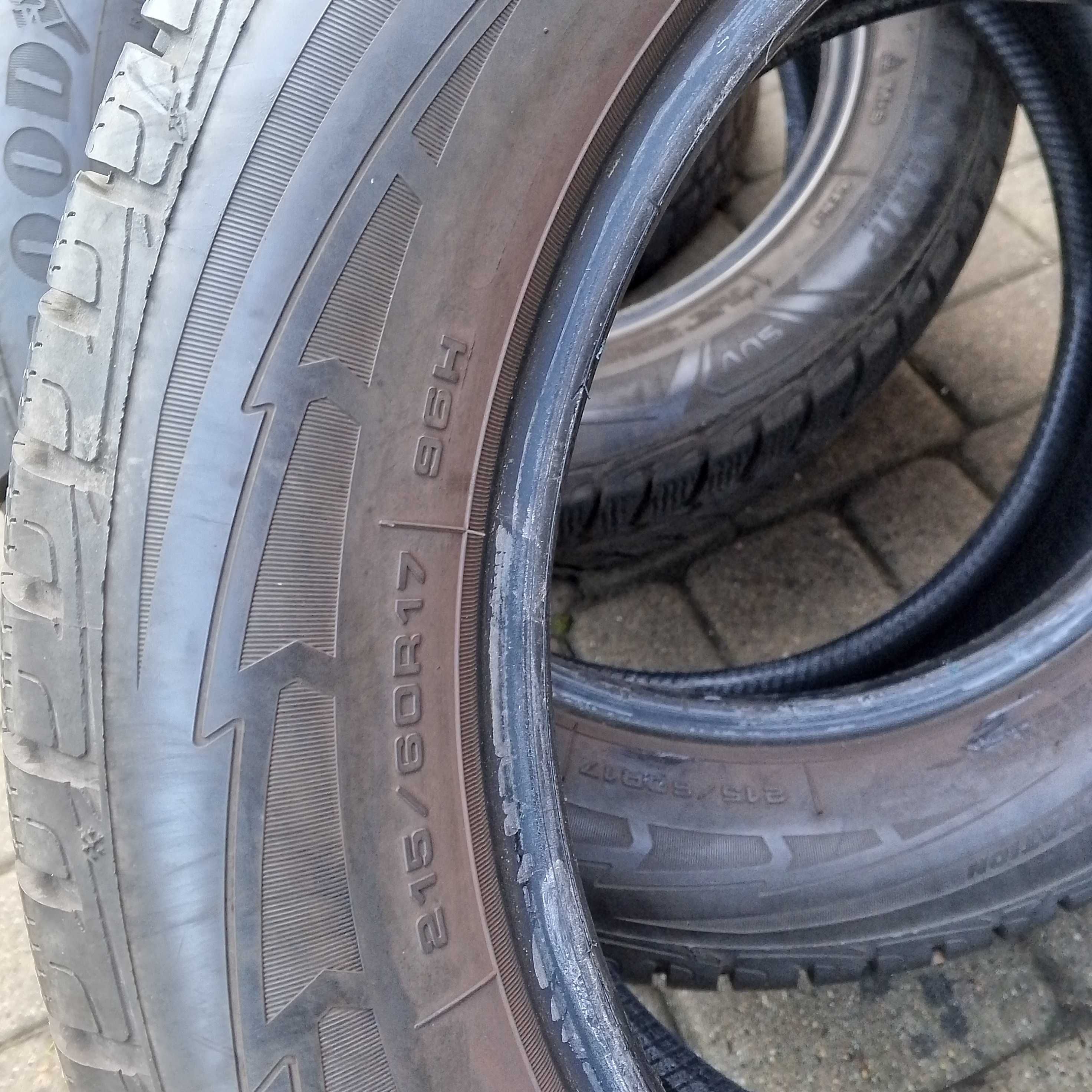 opony 4szt. 215/60/17 Goodyear ultra Grip Performance Gen -1 ,  SUV