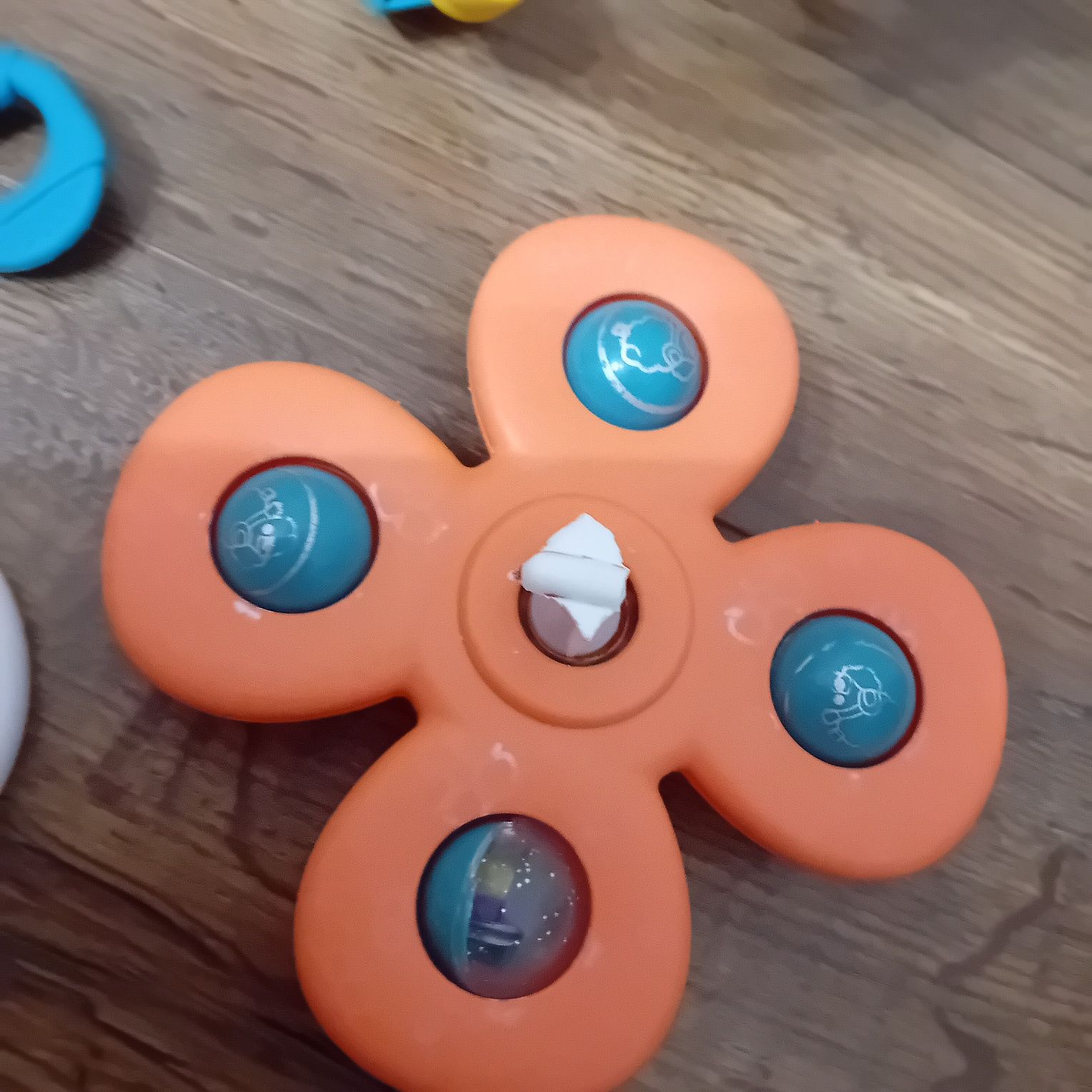 Zestaw Grzechotek sensoryczna  swinka przeciąganie gryzak Montessori
