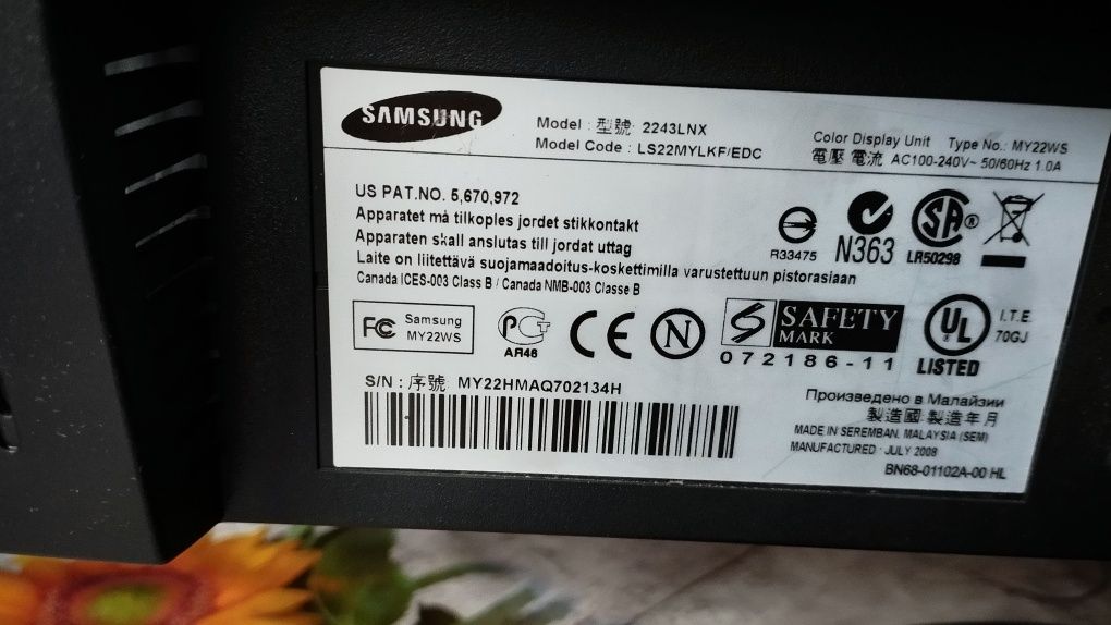 Monitor 22 cale Samsung sprawny