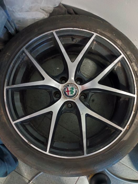 Felgi alfa Romeo giulia stelvio 5x110 18cali tec gt68018 (1 uszkodzona