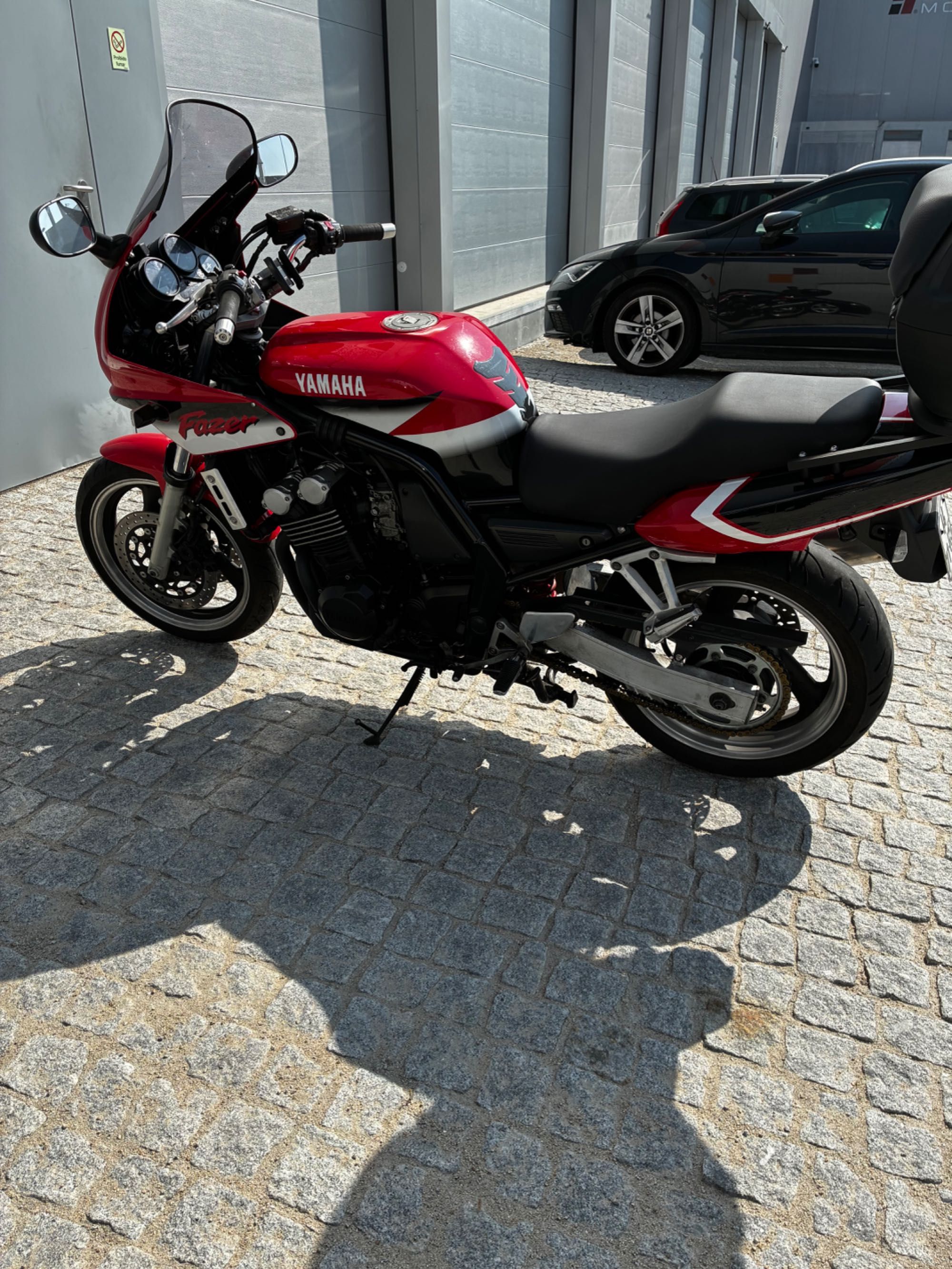 Yamaha fzs 600 fazer