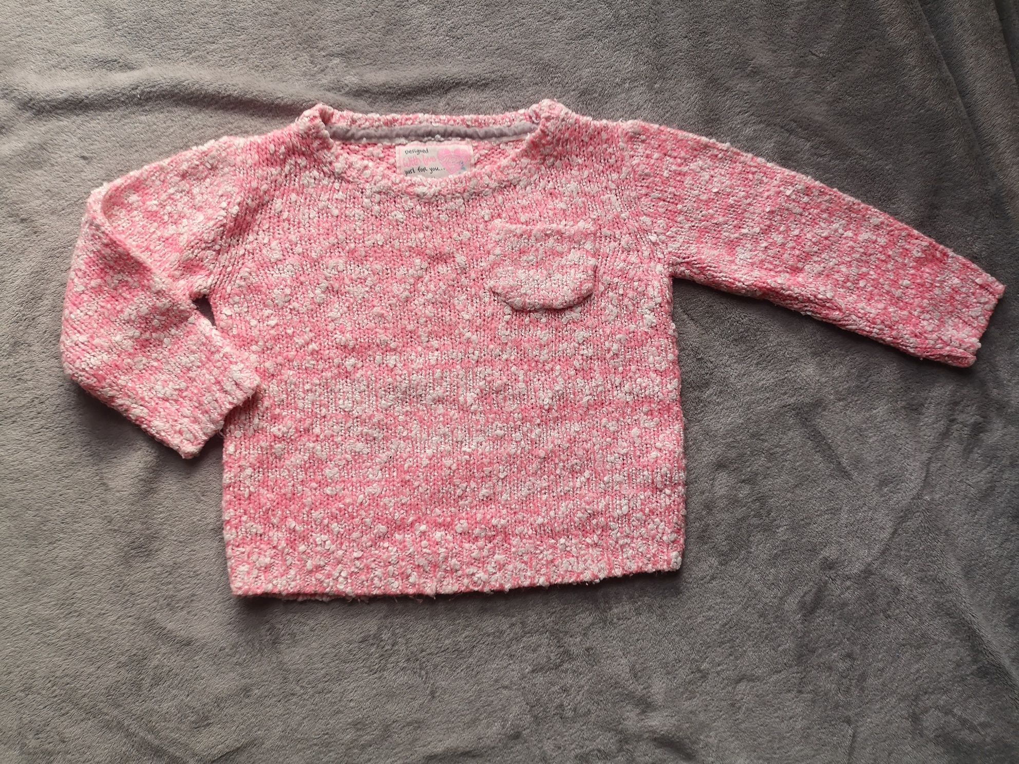 Sweter na 5-6 lat (110-116 cm)