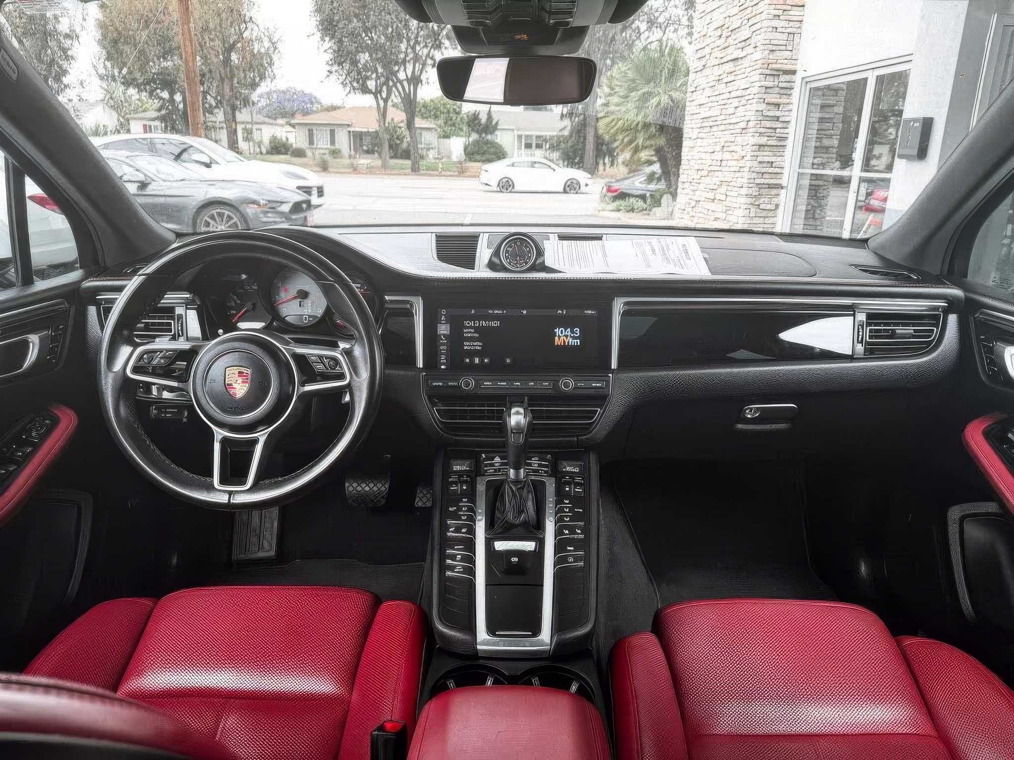 2019 Porsche Macan S