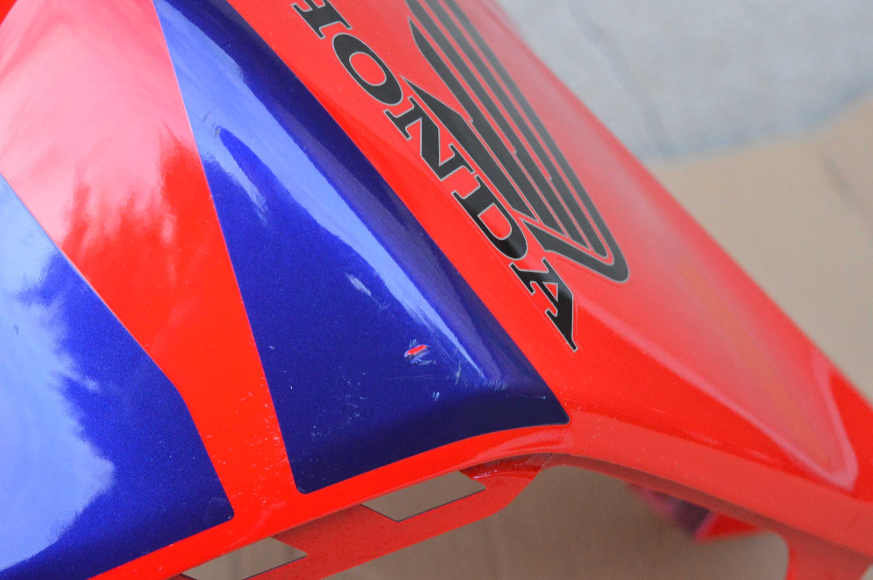 Honda CBR 1000 rr sc57 NAKŁADKA osłona zbiornik paliwa