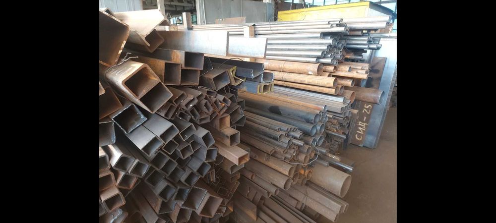 Труби профільні прямокутні і квадратні