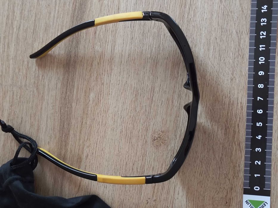 Okulary przeciwsłoneczne dziecięce vision express