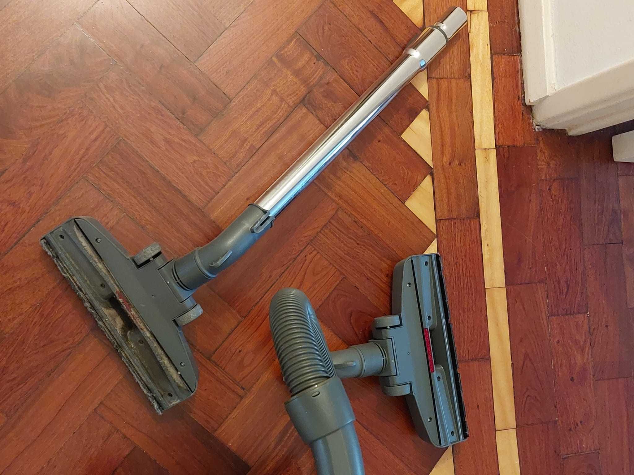 Aspirador Hoover Thunder
