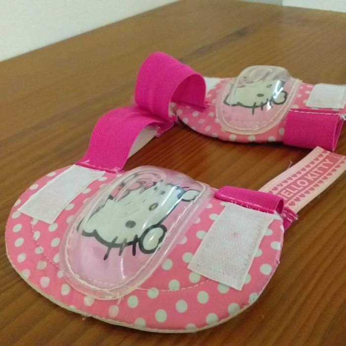 Capace + cotubeleiras  criança  hello kitty