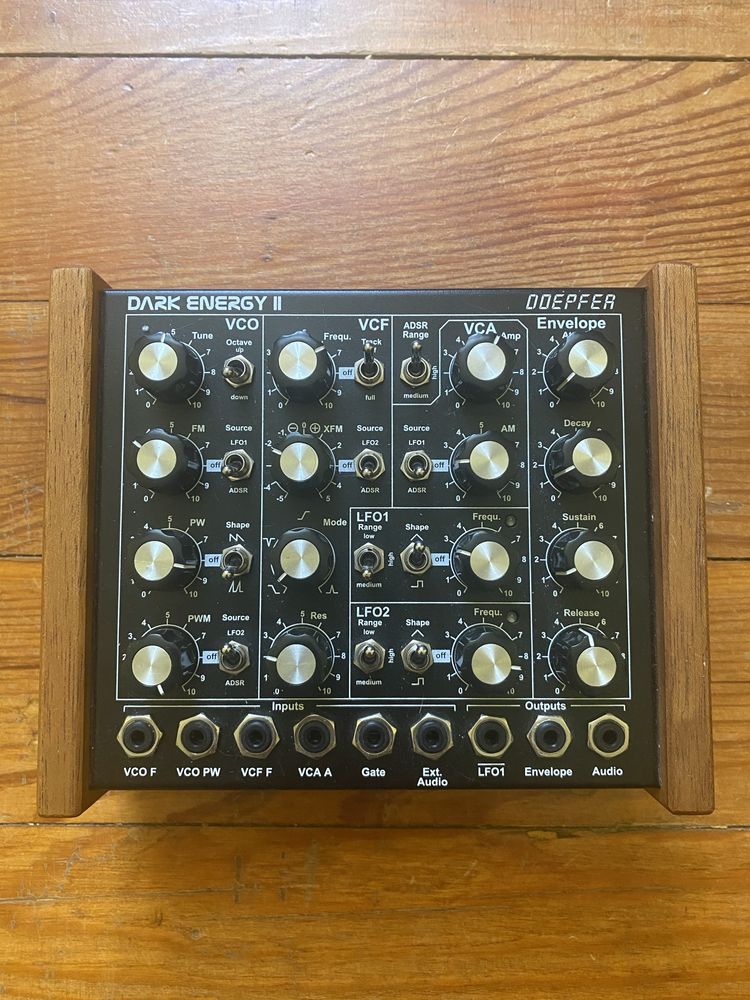 Doepfer dark energy 2 напів-модулярний синтезатор eurorack модуль