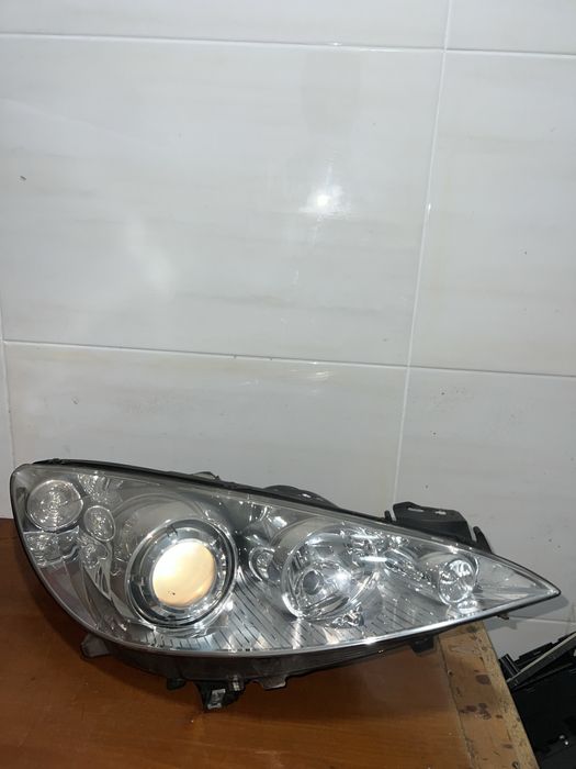 Otica xenon direita peugeot rcz