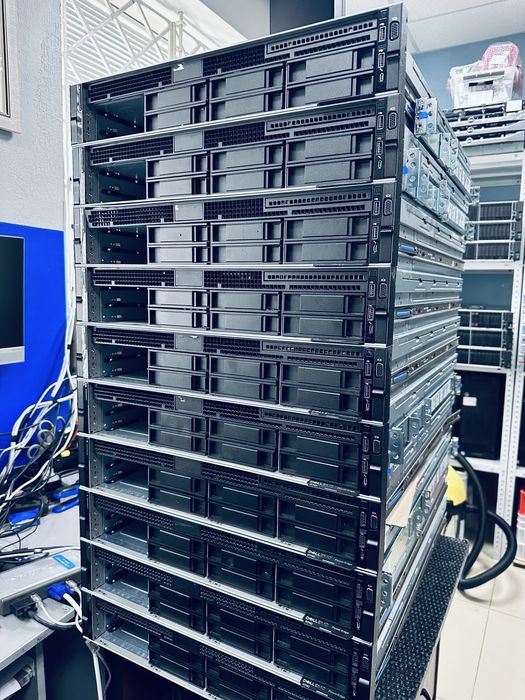 DELL Poweredge R740xd  8LFF 2x Gold 6150 128GB RAM