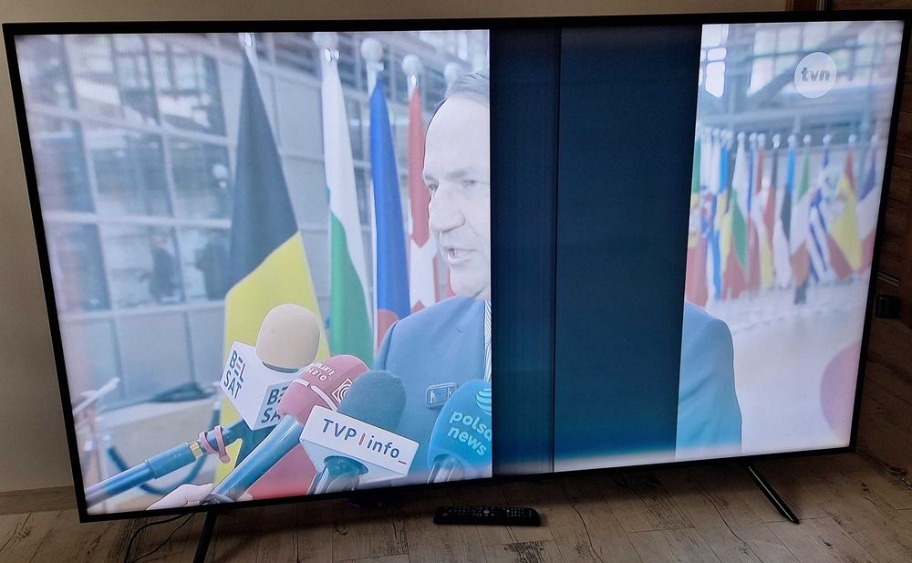 Samsung 75" UHD 4K - uszkodzony