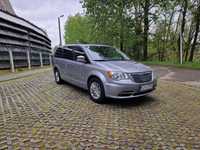 Chrysler Town & Country 3.6 V6 283KM Limited 2015r Bogata wersja Navi TV Niski przebieg 7 osob