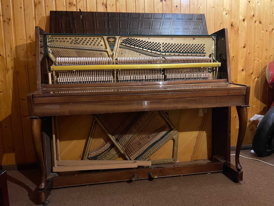 Фортепиано (Пианино) "Украина" со знаком качества