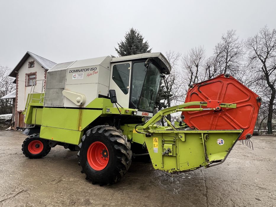 Claas dominator 150