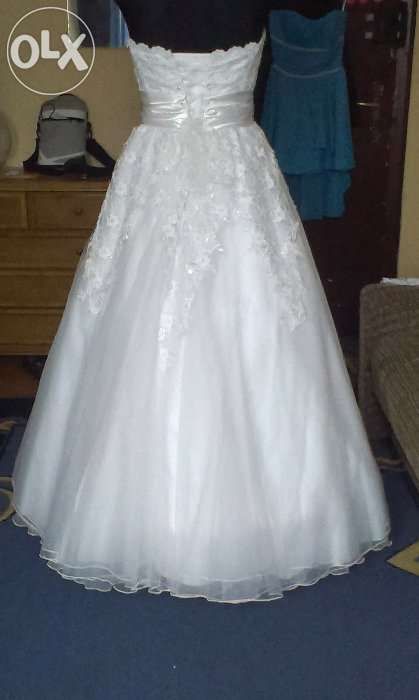 Piękna Suknia ślubna 36