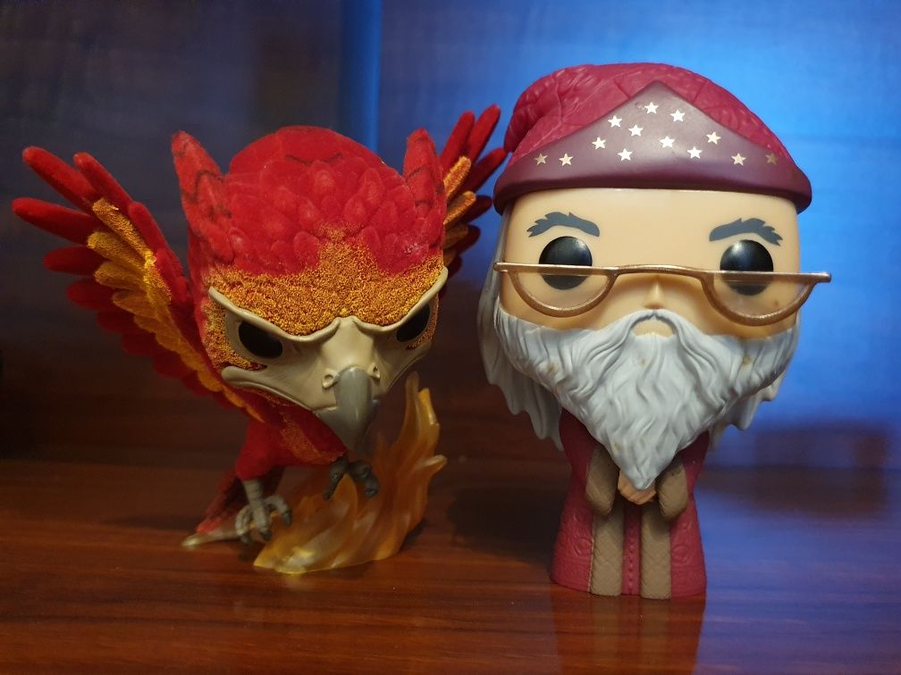 Funko Dumbledore + Flocked Fawkes