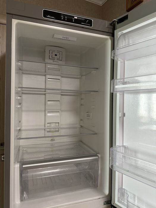 Холодильник Whirlpool no frost