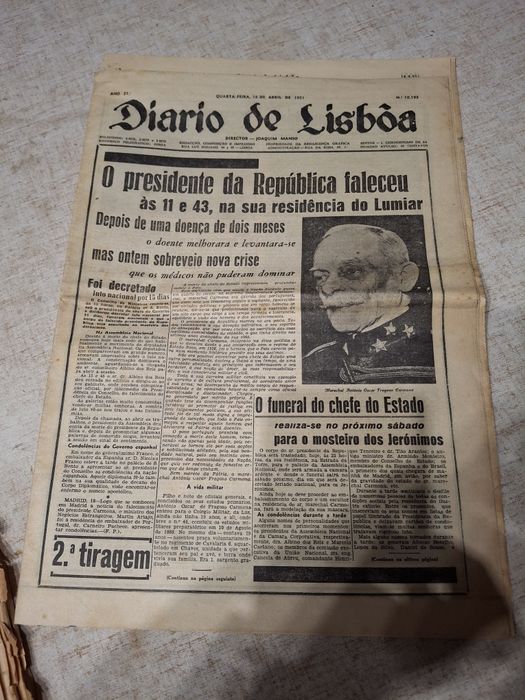 Jornais morte presidente Marechal Carmona