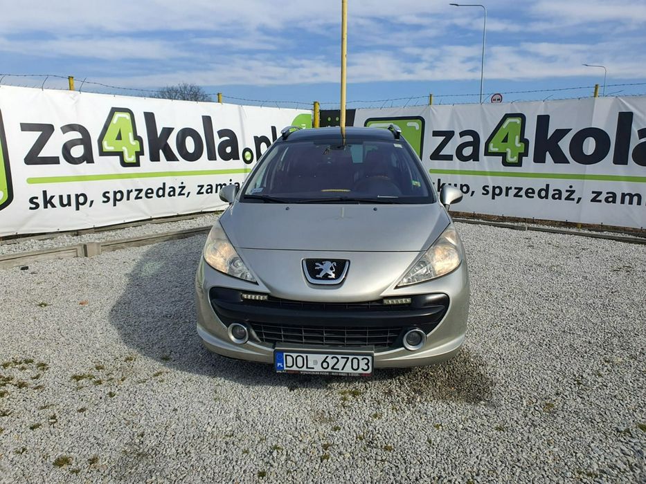 Peugeot 207 SW SW 1,6 HDi / klimatronic / elektryka / solar / hak /