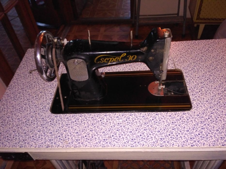 Швейная машинка Csepel 30 Чепель 30