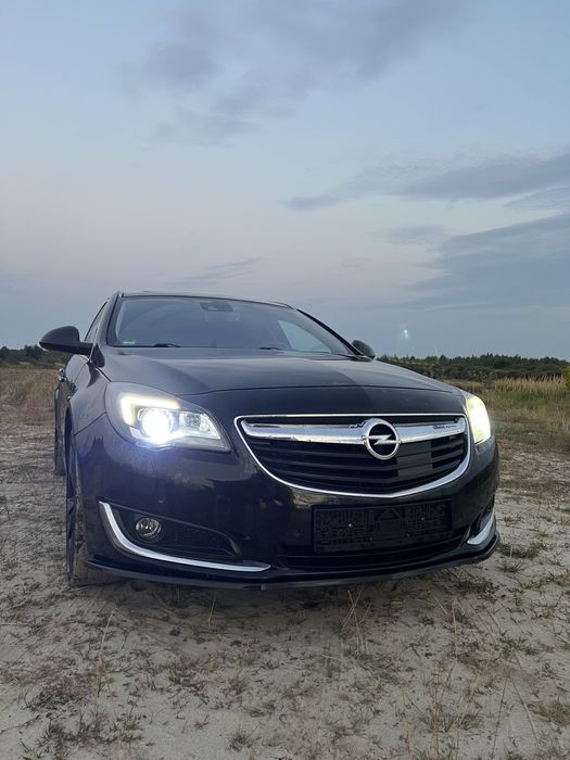 Авторозборка Opel Insignia Разборка Шрот  Двигун   Інсигнія Запчасти