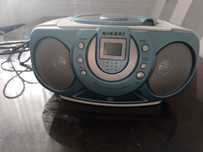 Magnetofon Nikkei radio i płyty cd