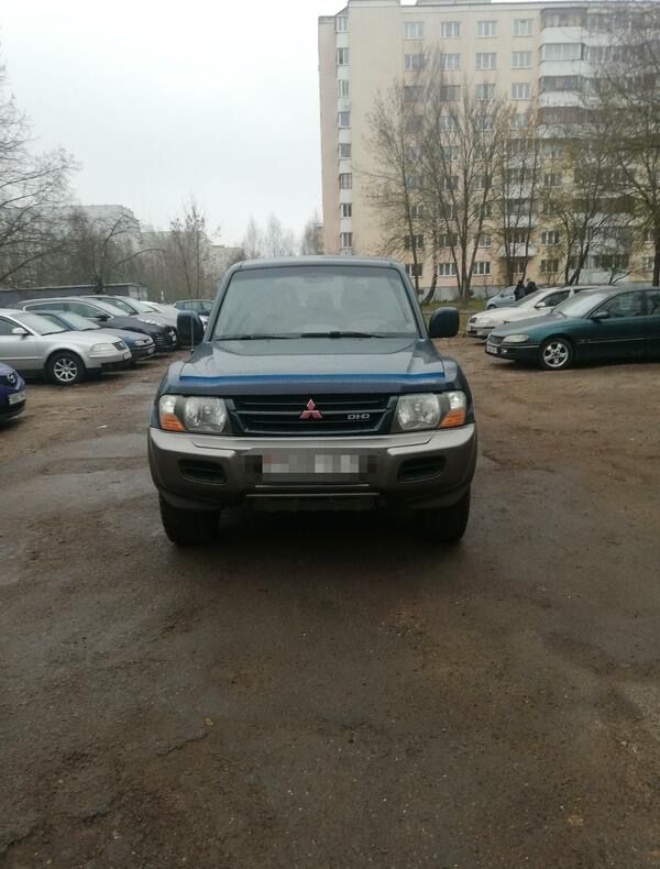 Разборка Mitsubishi Pajero Wagon 3 3.2D-ID салон кардан КПП Двигатель