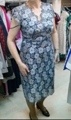 Sukienka koronkowa rozmiar 44-46