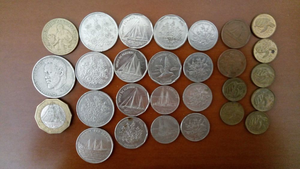 VENDA, LOTE DE 28 MOEDAS DE CABO VERDE, (VER DESCRITIVO)