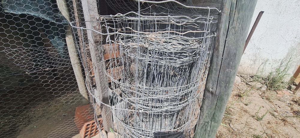 Vendo Rede ovelheira( cerca de 100 metros)