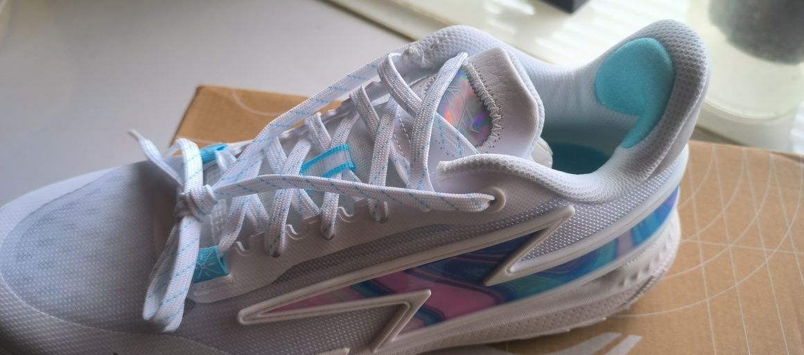 Баскетбольні кросівки li ning flash