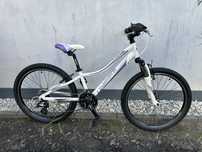 Unibike Roxi 24 cale Rower Dziecięcy MTB Btwin