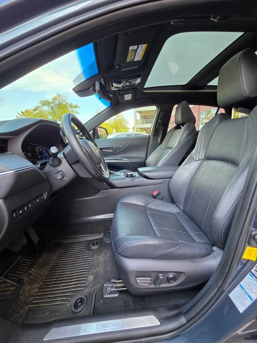 Toyota Venza 2022 LIMITED HYBRID 2,5