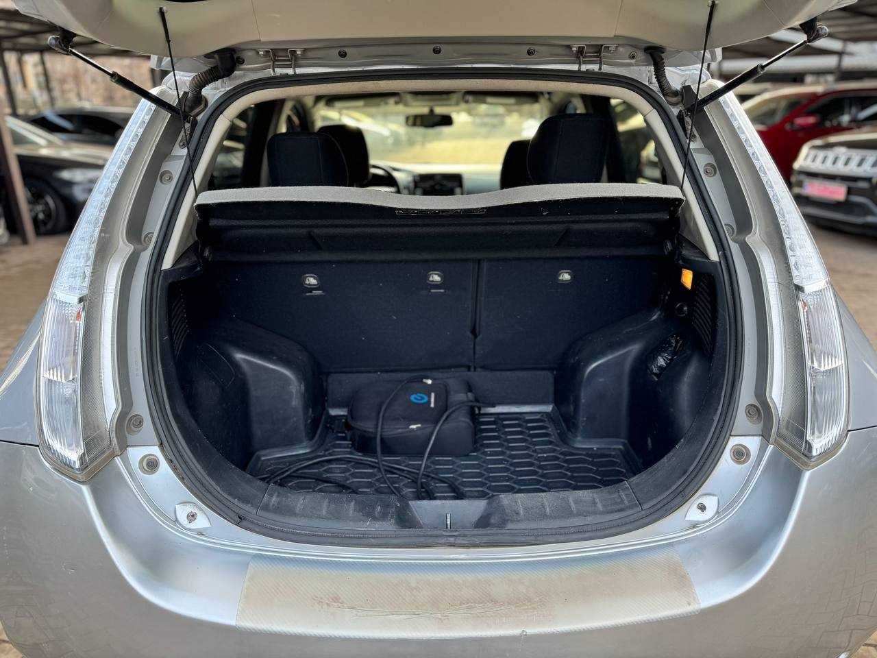 Nissan Leaf 2016p.