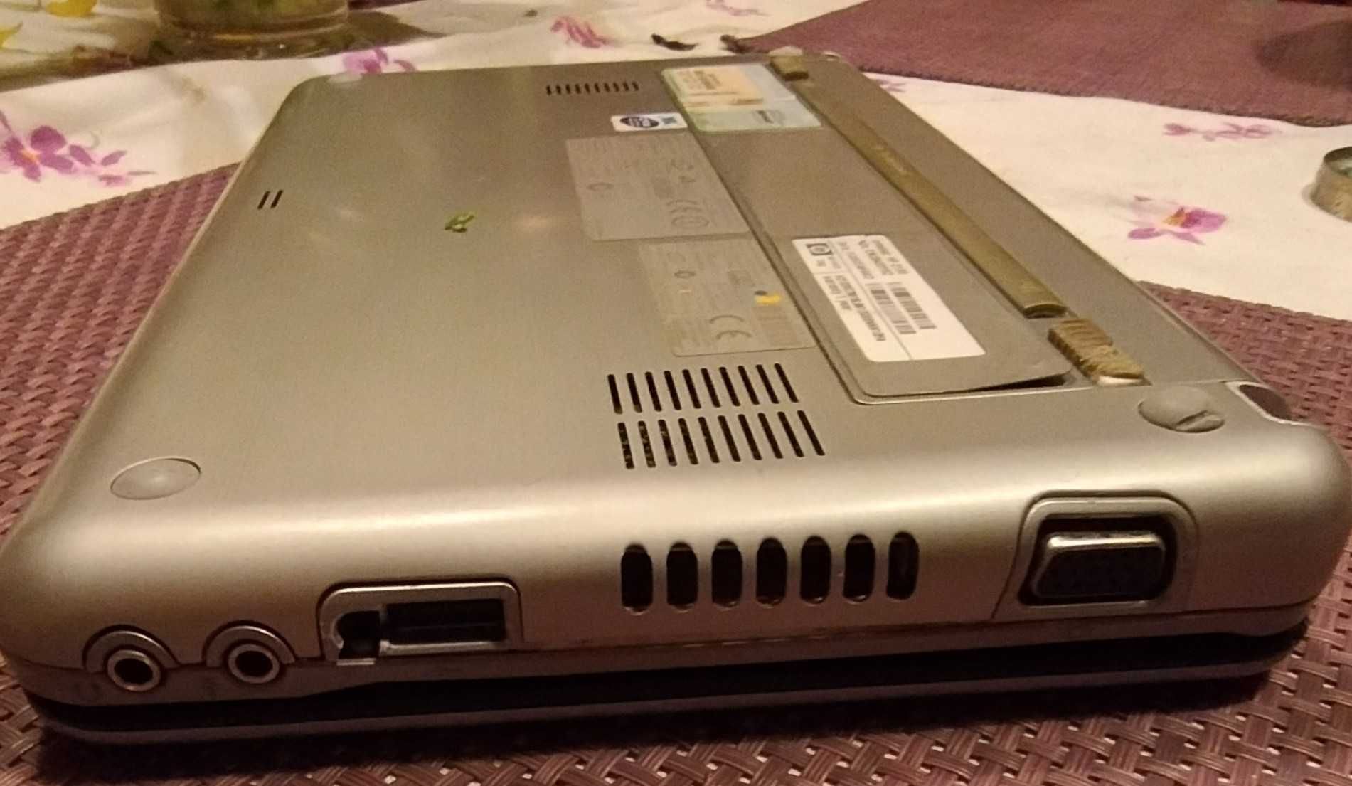 HP -2133 mini 8 "