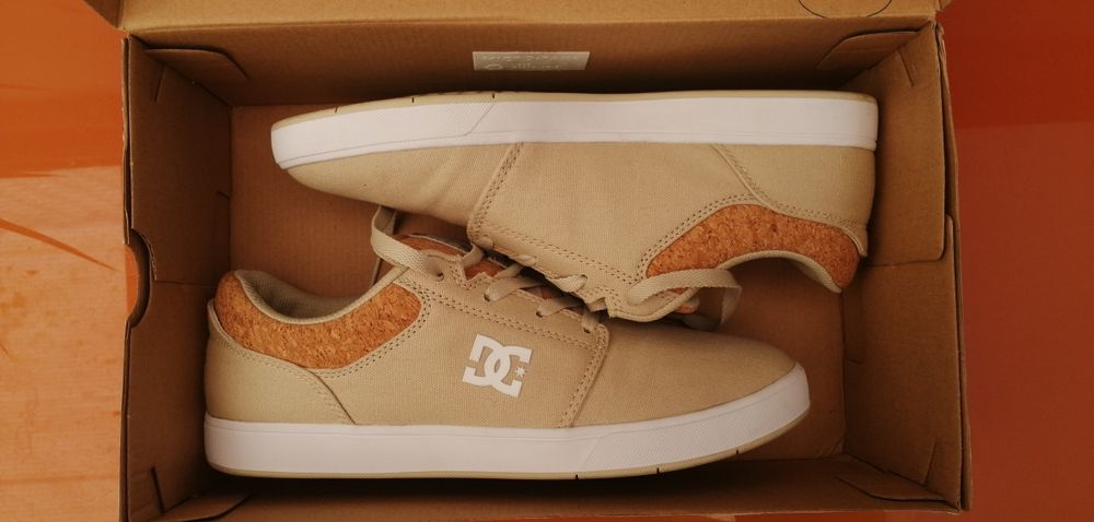 Sapatos DC Shoes (completamente novos)
