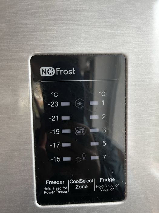 Lodówka Samsung NoFrost, wys. 180 cm, sprawna