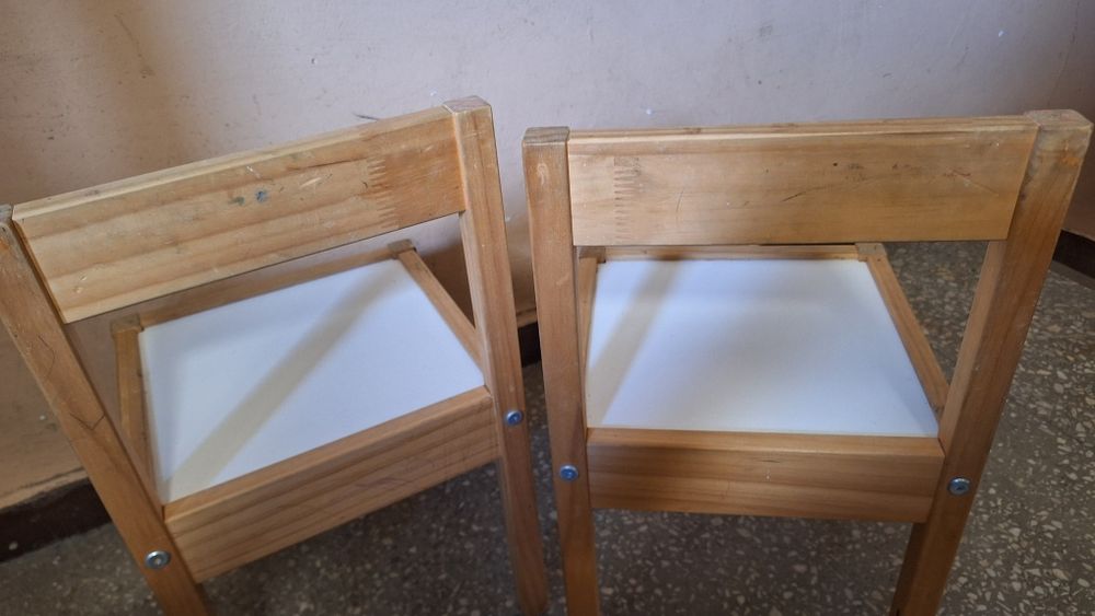 Krzesła dla dzieci do stolika z kompletu ikea