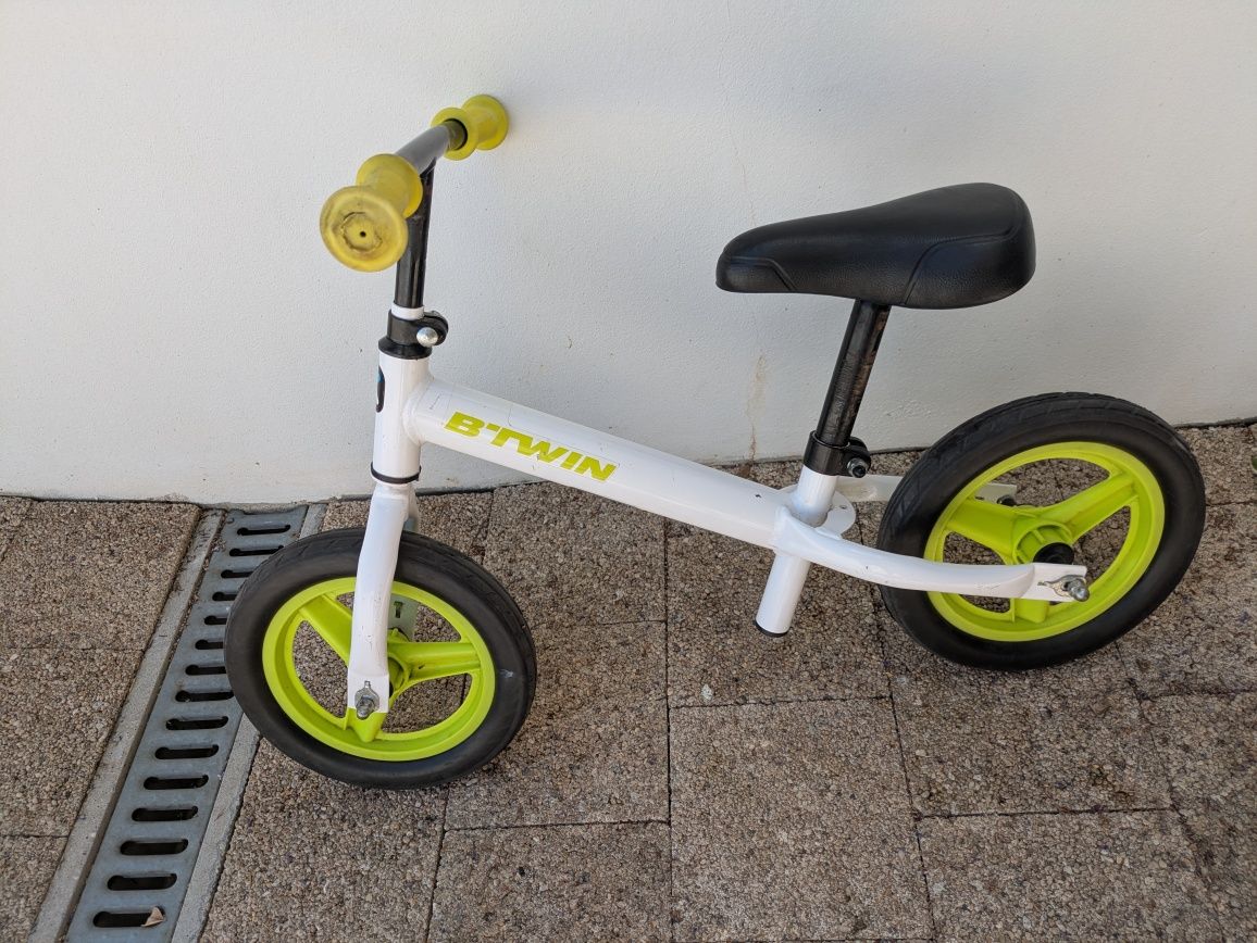 B'Twin RunRide 10