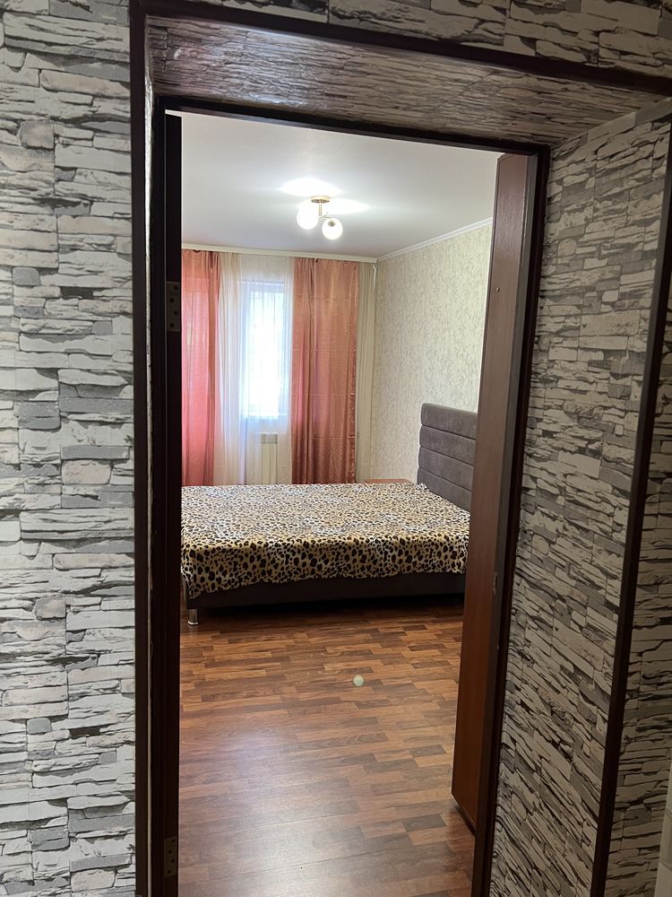 Здам 3 км. кв в центрі міста. Жд. Авто  20000 тис .