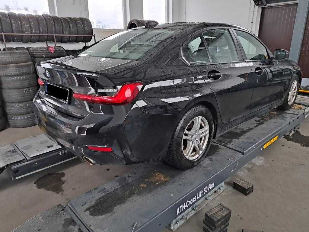 BMW 318D - wynajem już od 179 zł za dobę