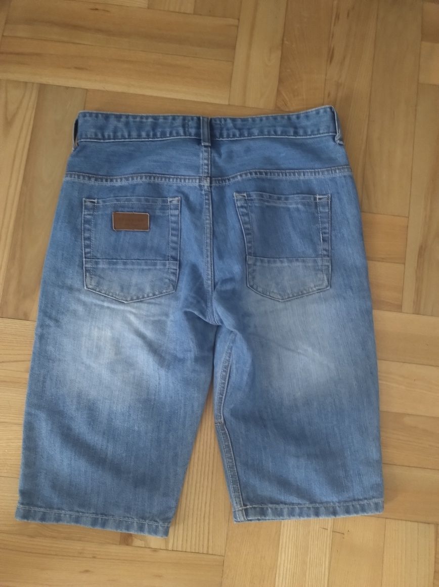 Sprzedam spodenki jeansowe