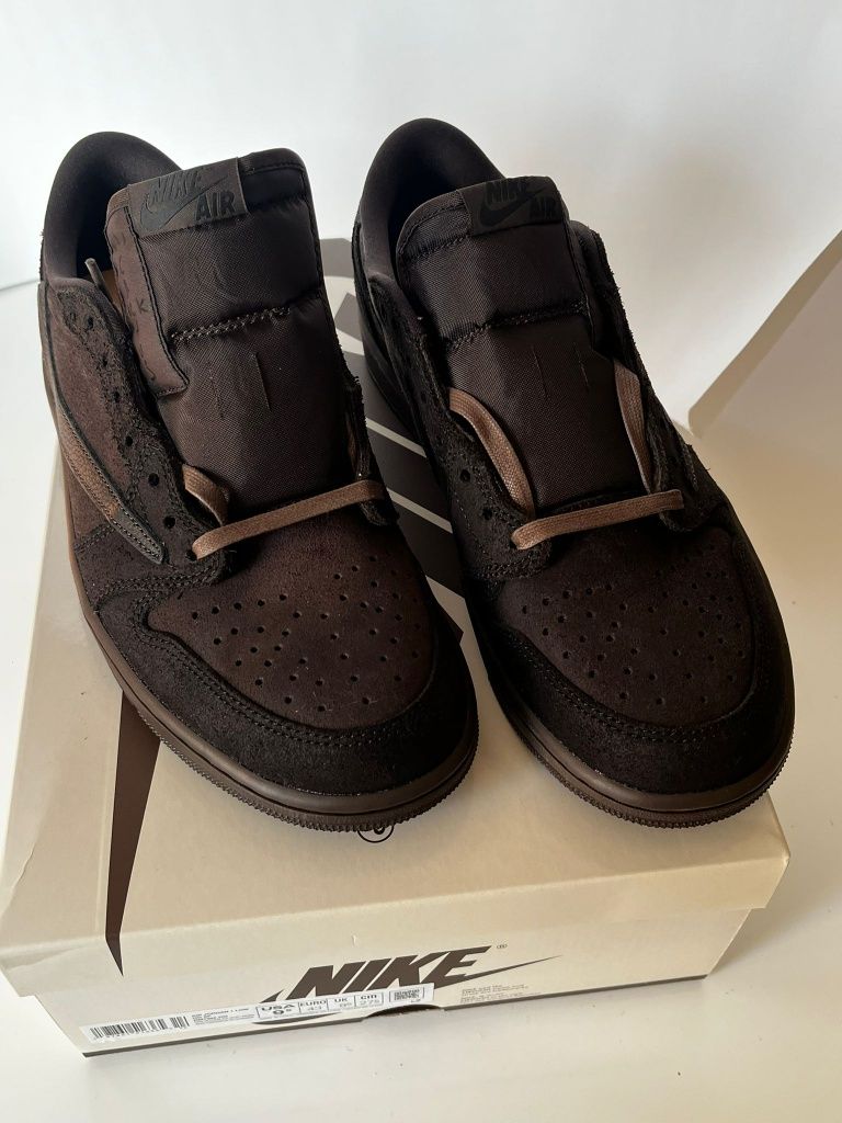 Jordan 1 Travis Scott Velvet Brown and Dark Mocha