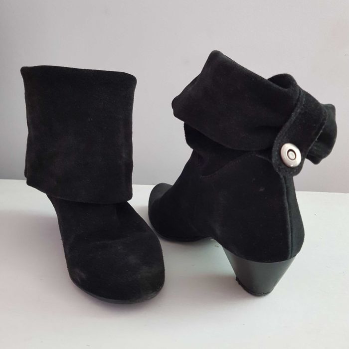 Botas pele (camurça) de cor preta