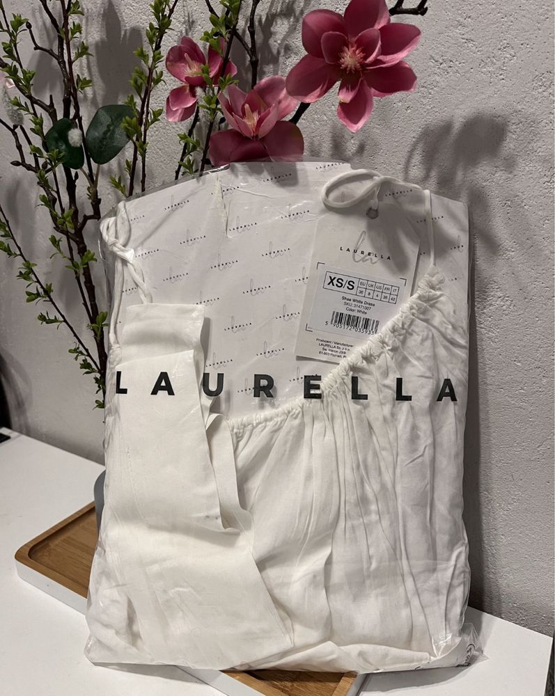 Sukienka Shae White Laurella nowa xs/s