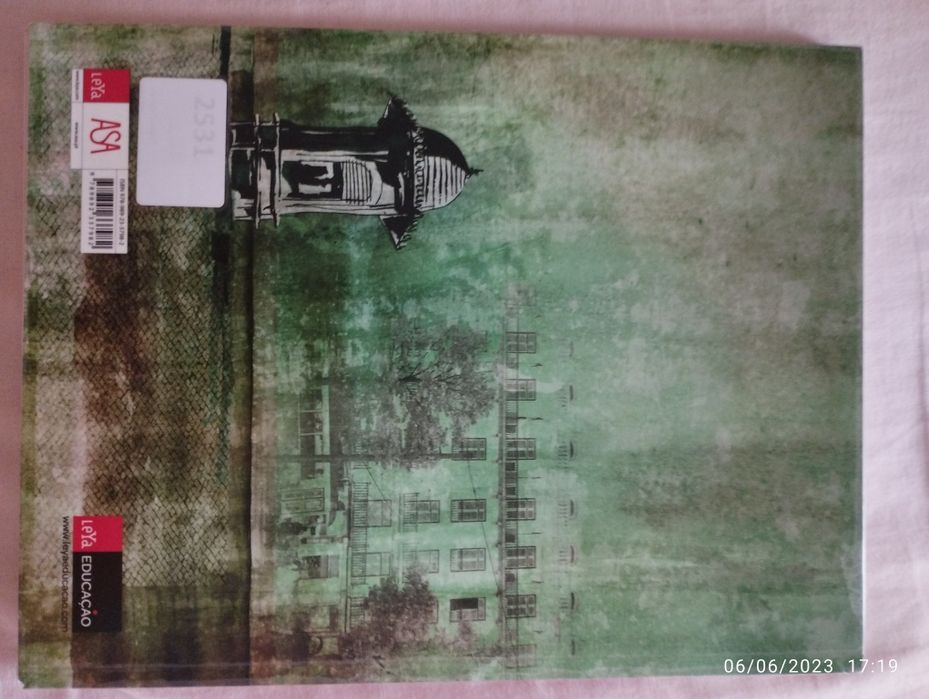 Livro de preparação para exame Português