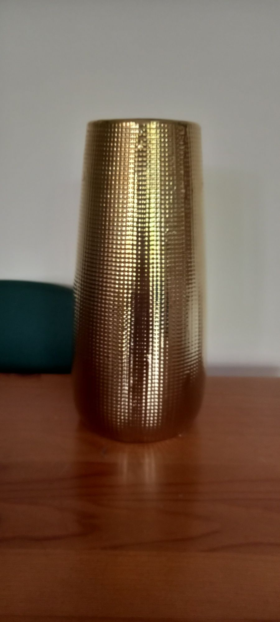 Wazon ceramiczny złoty nowy