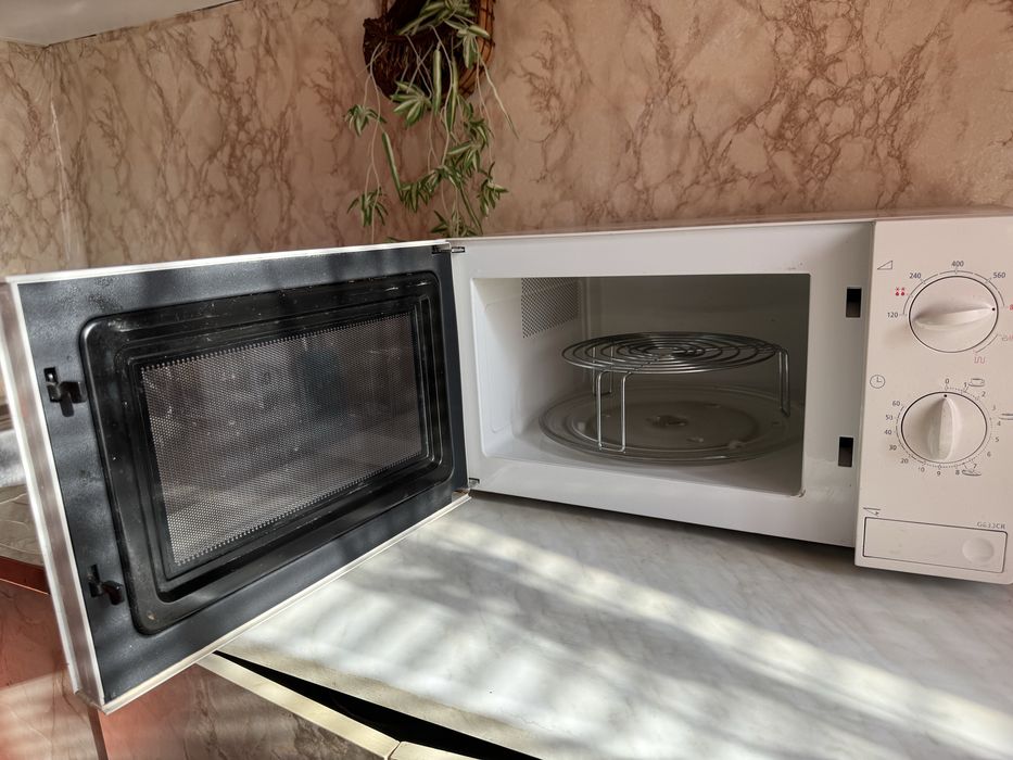 Микроволновая печь SAMSUNG
