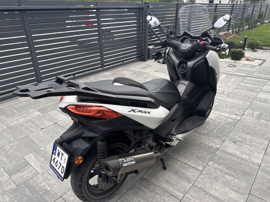 Yamaha xmax 300 salon pl akrapovic